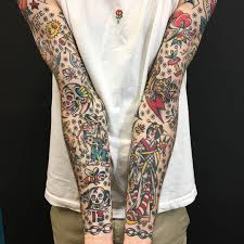 Rad Work Done By Fergus Simms Tattoo Tattoos Traditionalt Mens Body Tattoos Traditional Tattoo Sleeve Tattoo Sleeve Filler