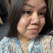 What methods are used to display completed puzzles?