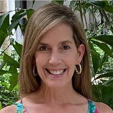 Lorie Farley's Instagram, Twitter & Facebook