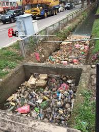 Mereka berharap dengan kuasa media sosial dapat menyedarkan wanita. Penanam Anggur On Twitter Tong Sampah Memang Ada Tapi Masih Buang Sampah Di Merata Rata Tempat