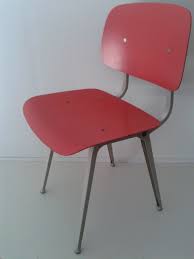 revolt stoel friso kramer