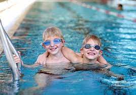 Dieser physiologische vorgang kann nicht beschleunigt werden, demnach muss jedem kind die entsprechende zeit gegeben werden, um das. Ab Wann Kann Ein Kind Schwimmen Lernen Ab Welchem Alter