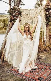 Check spelling or type a new query. Garten Inspiriertes Gypsy Brautkleid All Who Wander