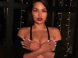 Mulancox (27 YO woman) XXX hot live cam sex show - Chat and webcam sex  with Mulancox