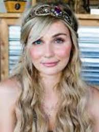 Clare Bowen Speaking Fee, Schedule, Bio & Contact Details