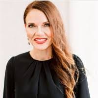 Rebecca Kurtz's Instagram, Twitter & Facebook