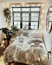 Altri risultati per camera da letto ragazza. Pin By Lizzy Briers On M Y B E D R O O M Dream Rooms Minimalist Bedroom Bedroom Inspirations