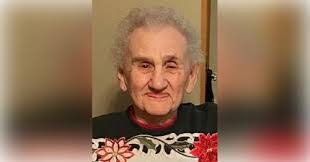 Mary Immel's Instagram, Twitter & Facebook