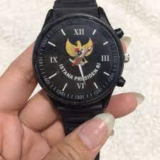Check spelling or type a new query. Jam Tangan Logo Istana Negara Fesyen Pria Jam Tangan Di Carousell