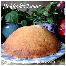 It's a perfect make ahead bread because they stay soft for days! Creams And Milk Make These Buns Worth To Try Hokkaido Soft Milk Buns And Hokkaido Dome Guai Shu Shu