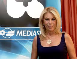 Rita dalla chiesa is an italian television host. Rita Dalla Chiesa Farei Il Giudice Di Un Talent Le Molestie A 20 Anni Le Donne Sono Strutturate Nanopress