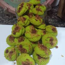 Haaa terus boleh idea macamana nak menghabiskan labu. Dapurcikgulina Pandan Butter Cookies Onde Onde Cookies Facebook