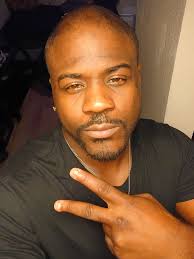 GodisGood · 194M threads