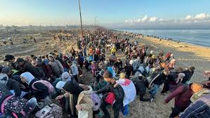 Ribuan Warga Gaza Berbondong-bondong Pulang Setelah 15 Bulan Mengungsi