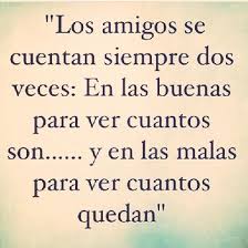 Frases de amor que significan muchas veces lo que uno desea decirle en persona pero que no se anima y que mejor que una frases de amistad que me conmovieron por la sinceridad y realidad que plantea en donde no importa el tiempo que no te veas con tus amigos lo. Lecciones De Vida La Amistad Verdadera Frases Bonitas Frases De Palabras Citas Sobre Amigos