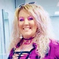 Amber Michelle's Instagram, Twitter & Facebook