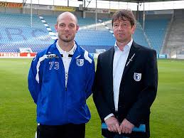 Von altersvorsorge über girokonto bis versicherung: Thielemann In Magdeburg Degradiert Regionalliga Kicker