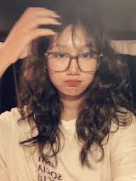 Veronica Wise's Instagram, Twitter & Facebook