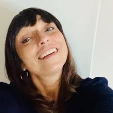 Javiera Parra apolínea hermenéutica, dionisiaca !! BUM BUM