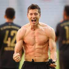 'robert lewandowski training,workout and skills (bundesliga)'in this video you'll watch how lewandowski trains for bayern munich. Fussballer Des Jahres Lewandowski Deklassiert Die Konkurrenz Stern De