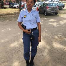 Saps warrant officer salary is between r278,000 and r407,000. H0t Saps Officer Alert Pictures Of Sanel Berry News365 Co Za
