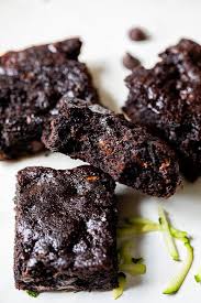 Flourless Chocolate Zucchini Brownies Recipe In 2020 Zucchini Brownies Chocolate Zucchini Food Tasting