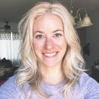 Jennifer Bosch's Instagram, Twitter & Facebook