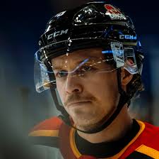 the weather may be 🥶 but the action has been nothing but 🥵 around CW this  weekend 🔥 📸: Dave Moll