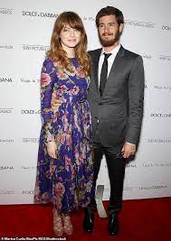 The oscar winner and her husband dave mccary have named their daughter louise jean mccary, with the couple using the middle name jean,. Emma Stone S Baby Girl Name Revealed As Louise Jean Mccary Fr Fr24 News English