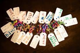 About this item 🎁mothers day jewelry gifts for daughters from mom ️live every moment,laugh every day,love beyond wordsinspirational hidden message sayings bracelet,i love you always and forever,this is a romantic and sweet gift choice, family wrap around bracelet mothers day gift present for women teen girls mom grandma Two Creative Easy And Different Diy Valentine S Day Gifts Friendship Day Gifts Valentine S Day Diy Handmade Gifts For Friends