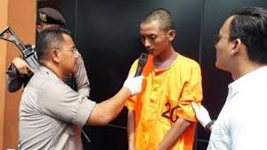 Kecanduan Bokep Pacar Sendiri yang Diperkosa