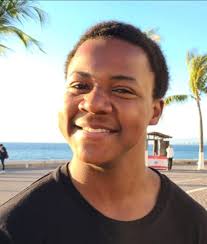 Lincoln's brother surprised him today! Layne has been deployed since  February and got an unexpected 2-day leave from the Navy. We were thrilled  to take part in this exciting surprise! 🥰