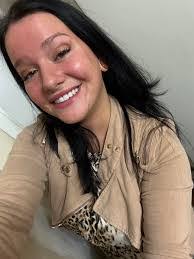 Stephanie Biggers's Instagram, Twitter & Facebook