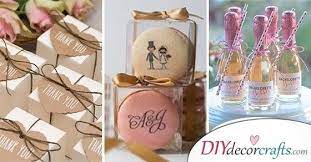 Get great wedding gift ideas. 40 Fantastic Wedding Thank You Gifts The Best Wedding Gifts For Guests Unique Wedding Favors Diy Wedding Favors Honey Wedding Favors