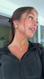 Carolyn Kalinowski's Instagram, Twitter & Facebook