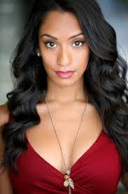 Alex Laya's Instagram, Twitter & Facebook