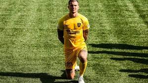 Lyndon dykes в данный момент играет в команде куинз парк рейнджерс. Lyndon Dykes Ftbl The Home Of Football In Australia Inside Sport