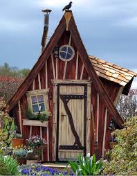Hexenhaus Lieblingsplatz Unsere Garten Ob Schrebergarten Bauerngarten Vorgarten Oder Kuchengarten Sie Sind Idyll U Mikrohaus Design Haus Und Garten Haus