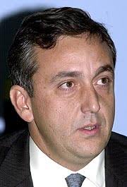 Alfonso Coronel sustituye a Bernardo Herráez en la presidencia de la Cope