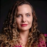 Victoria Polak's Instagram, Twitter & Facebook