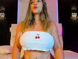 Elayna Carausu Live Sex Cams & Webcam Shows - Camsoda