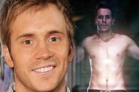 actor robert hoffman @HoffmanRobert is 36 today #happybirthday