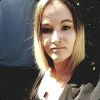 Kim Lessard's Instagram, Twitter & Facebook