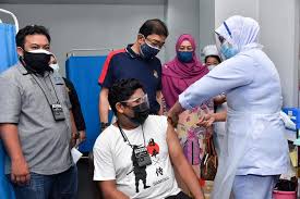 Esa, badan pusat statistik kabupaten lahat telah dapat menyelesaikan publikasi kecamatan pulau pinang dalam angka 2018 yang diterbitkan setiap tahun dengan maksud untuk. Galeri Foto Album Pengamal Media Pulau Pinang Terima Suntikan Vaksin Dos Pertama Di Klinik Kesihatan Bandar Baru Ayer Itam Pada 27 Jun 2021 Image Pengamal Media Pulau Pinang Terima