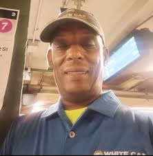 Derrick Operata Dk Henderson