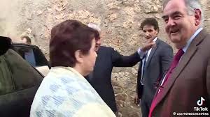 Fuera fascistas de nuestras ciudades., Así tratan en Segovia a Felipe  Gonzalez | Manuel Julio Garvi | Facebook