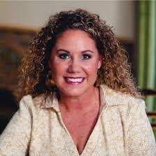 Ariel Rosenbaum's Instagram, Twitter & Facebook