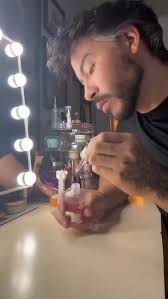 Happy Birthday KARLA ELVIR ! De nuestras Clientas consentidas que ama  nuestros Faciales y productos 🎉🌹🎁 Dios le bendiga Hoy y siempre !  @karla_elvir ❣️