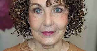 31 Stylish Short, Curly Hairstyles for Older Women