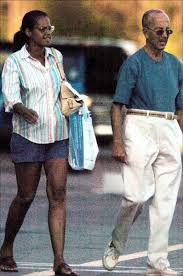 El hijo de anderson, nathan, está haciendo una carrera como actor y su hija, kyra, es partera. Jaime Y Ruth Los Tios Adolescentes De Julio Iglesias Jr